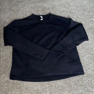 Lulu Lemon black crew neck size 4